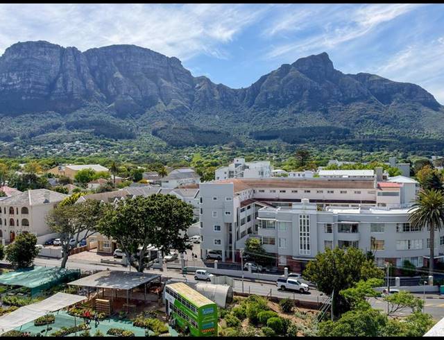 2 BEDROOM APARTMENT FOR SALE IN CLAREMONT UPPER